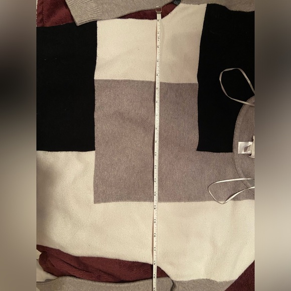 apricot long sleeve sweater - Picture 5 of 6